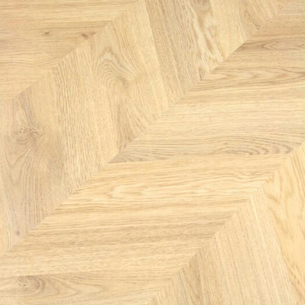 Light Weinburg Oak Chevron Laminate
