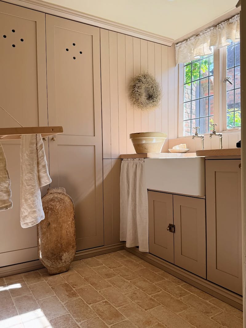 Cottage  Farmhouse Utility