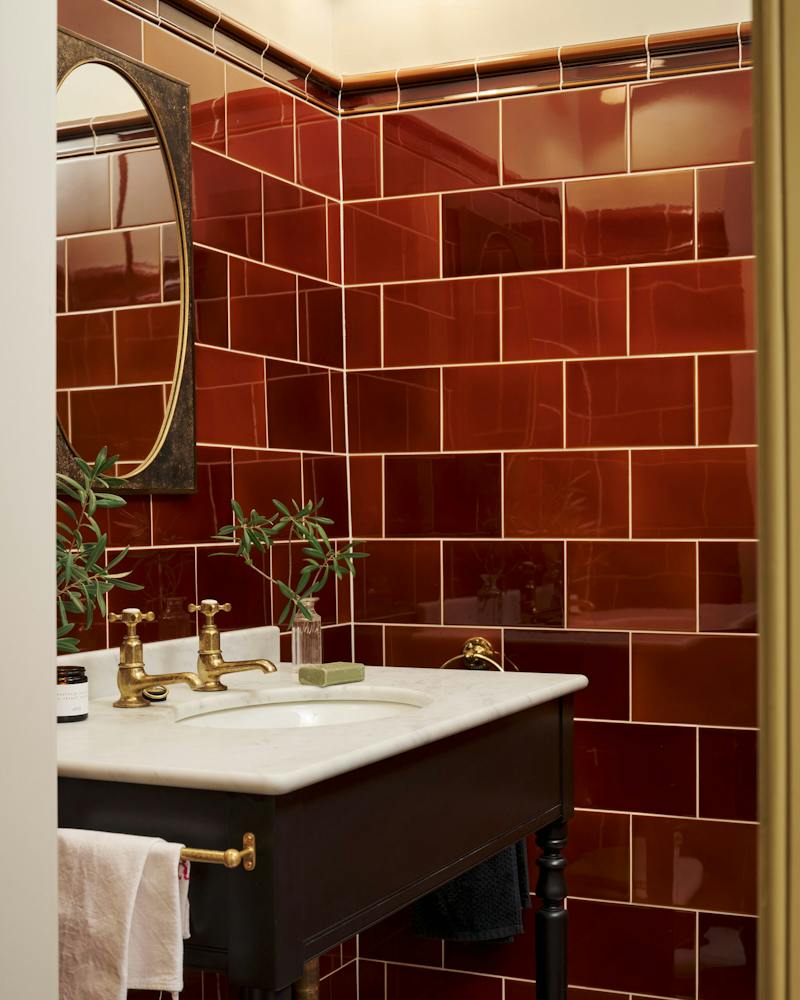 Kentish Brown Subway  Bathroom